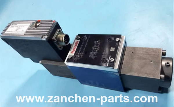 Rexroth R900775889 Proportional Directional Valve 4WRSE10V50-3X/G24K0/A1V-429